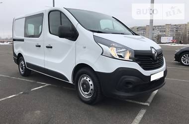 Грузопассажирский фургон Renault Trafic 2015 в Киеве