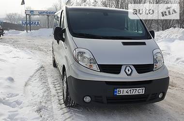 Вантажопасажирський фургон Renault Trafic 2014 в Полтаві