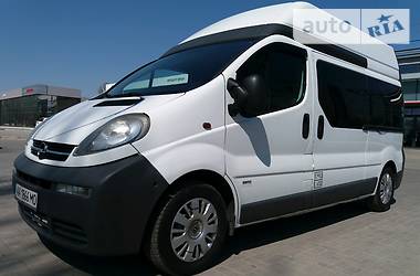 Грузопассажирский фургон Renault Trafic 2005 в Херсоне