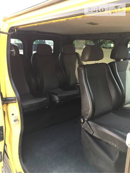 Вантажопасажирський фургон Renault Trafic 2006 в Києві