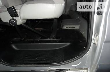 Вантажопасажирський фургон Renault Trafic 2009 в 