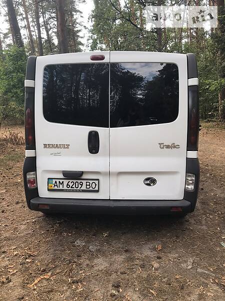 Мінівен Renault Trafic 2003 в Коростишеві
