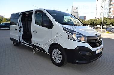 Грузопассажирский фургон Renault Trafic 2015 в Хмельницком