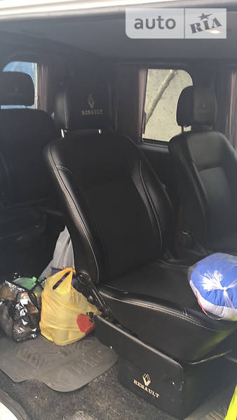 Мінівен Renault Trafic 2003 в Києві