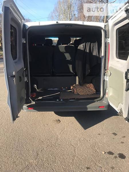 Минивэн Renault Trafic 2010 в Торецке