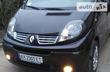 Вантажопасажирський фургон Renault Trafic 2014 в 