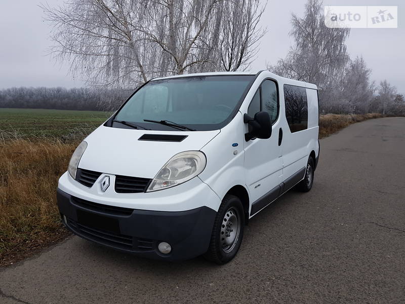 Грузопассажирский фургон Renault Trafic 2007 в Хмельницком