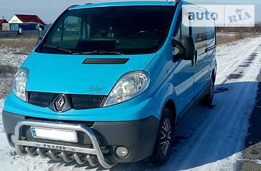 Мінівен Renault Trafic 2013 в 