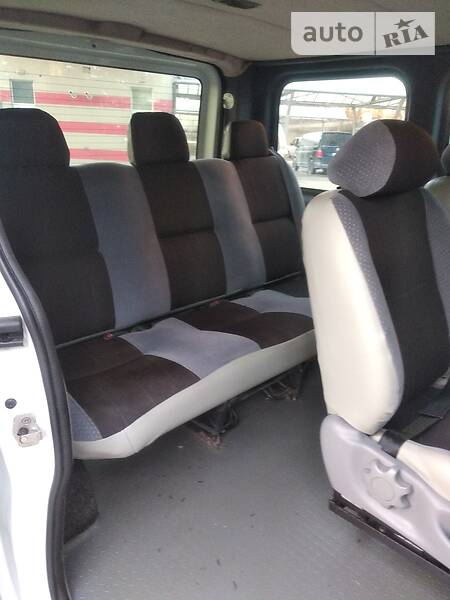 Мінівен Renault Trafic 2009 в Тернополі