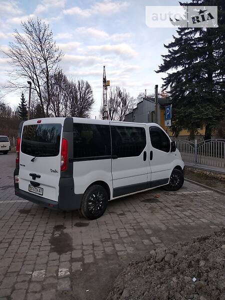 Мінівен Renault Trafic 2009 в Тернополі