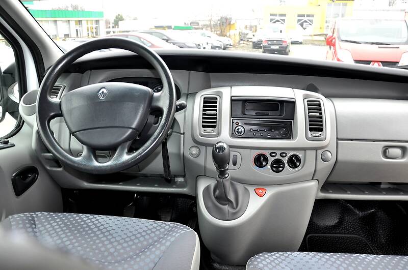 Мінівен Renault Trafic 2009 в Львові