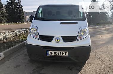 Вантажопасажирський фургон Renault Trafic 2013 в 