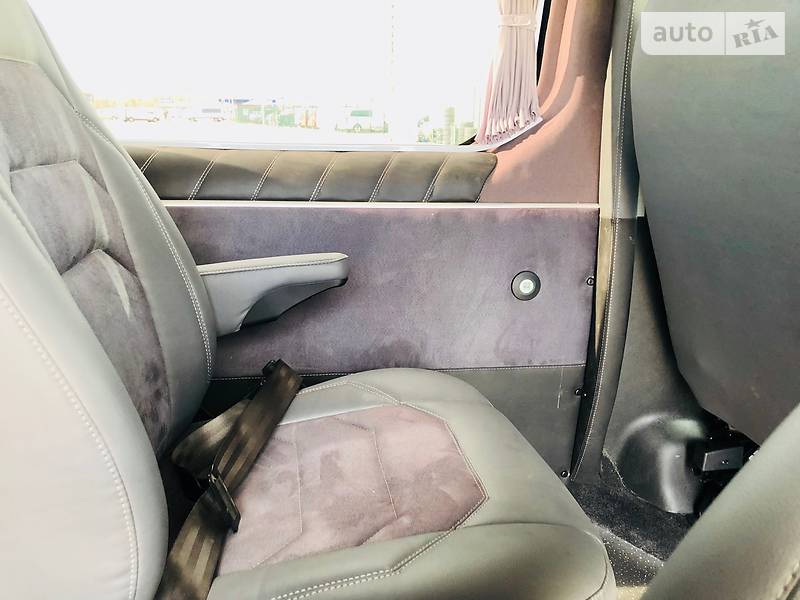 Мінівен Renault Trafic 2015 в Києві