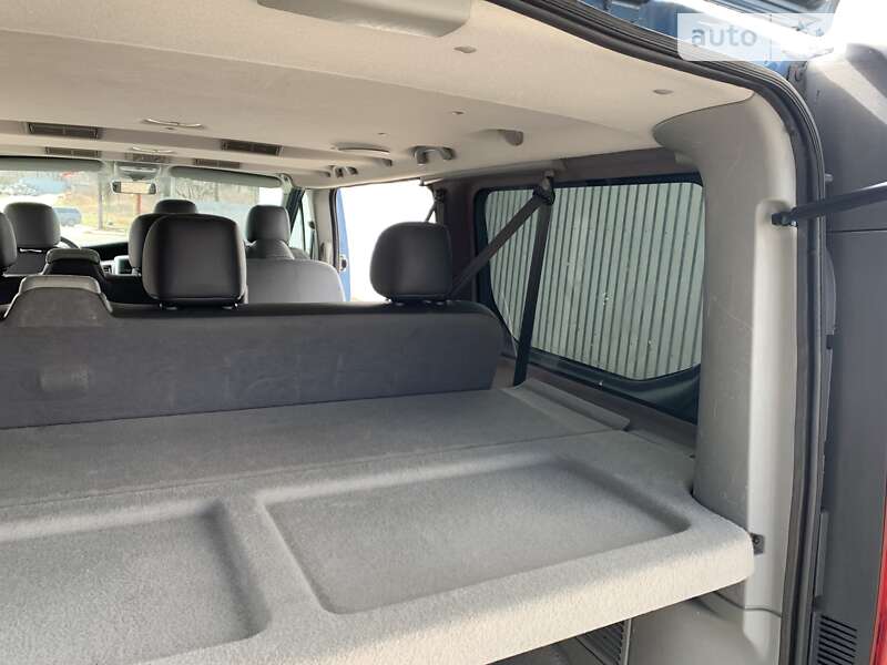 Мінівен Renault Trafic 2011 в Луцьку