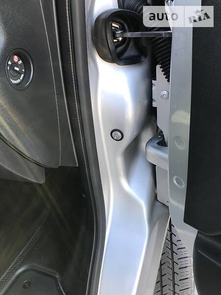 Мінівен Renault Trafic 2015 в Бродах