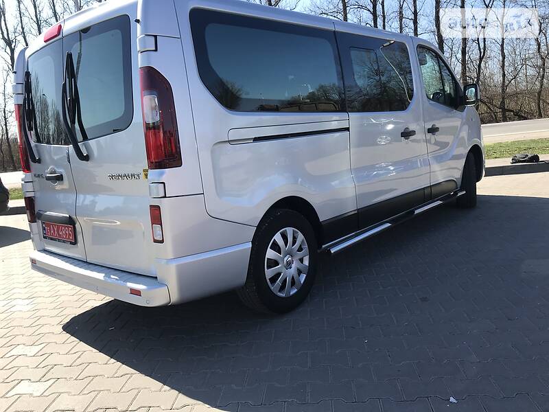 Мінівен Renault Trafic 2015 в Бродах