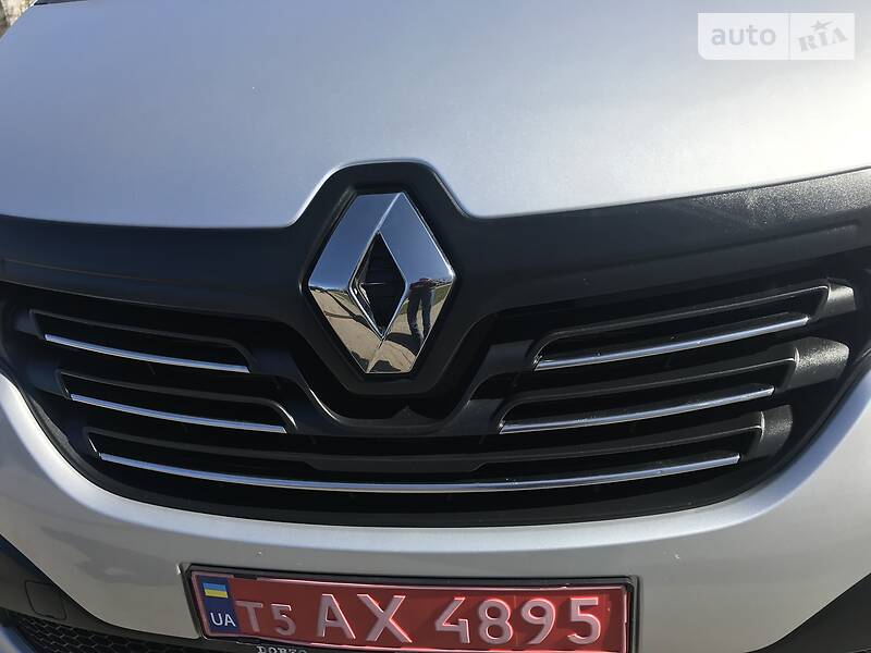 Мінівен Renault Trafic 2015 в Бродах