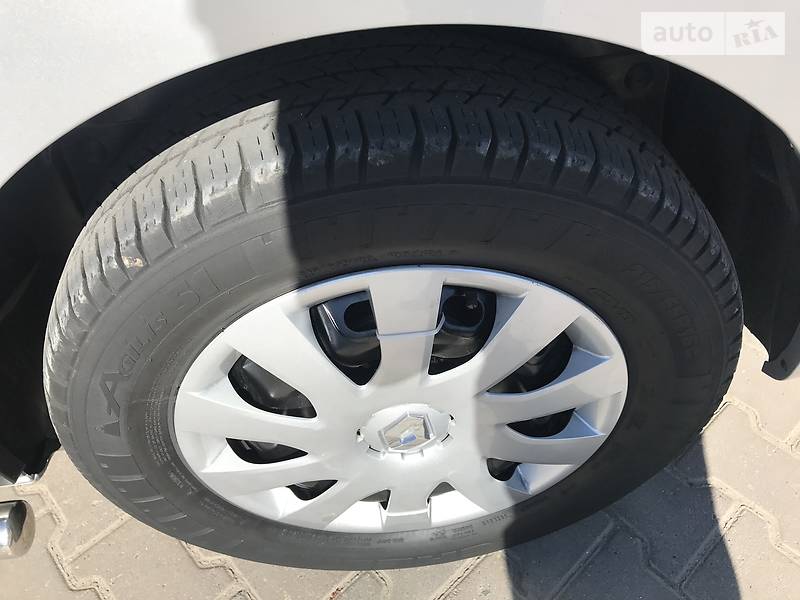 Мінівен Renault Trafic 2015 в Бродах