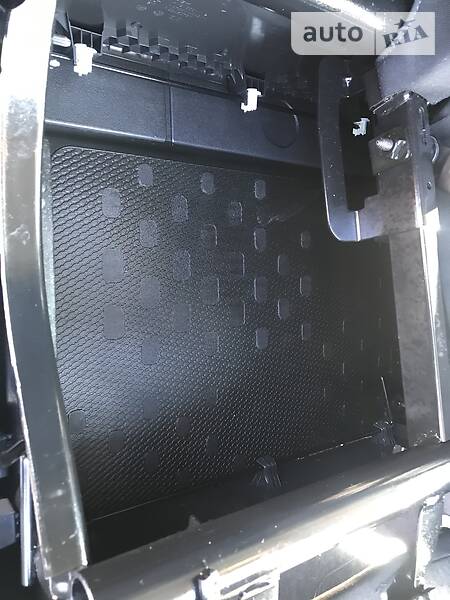 Мінівен Renault Trafic 2015 в Бродах