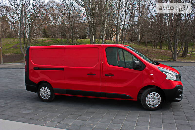 Вантажопасажирський фургон Renault Trafic 2015 в Кременчуці фото 3 Вантажопасажирський фургон Renault Trafic 2015 в Кременчуці