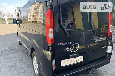 Мінівен Renault Trafic 2012 в 