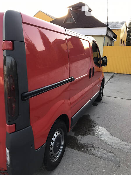 Вантажопасажирський фургон Renault Trafic 2005 в Умані