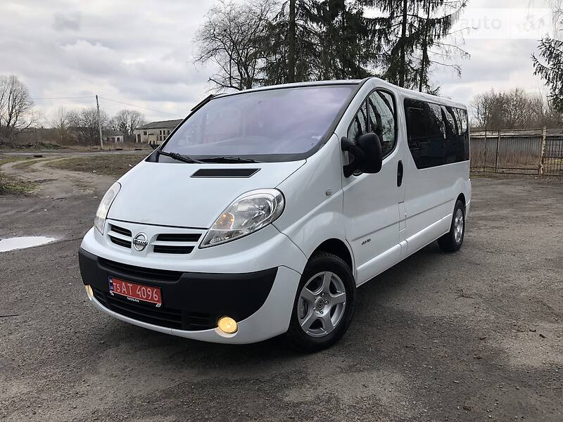 Мінівен Renault Trafic 2010 в Радивиліві