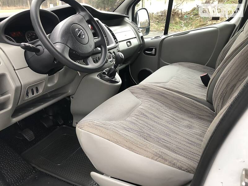 Мінівен Renault Trafic 2010 в Радивиліві