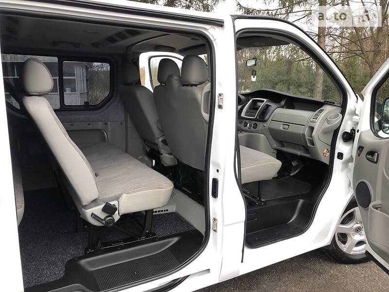 Мінівен Renault Trafic 2010 в Радивиліві