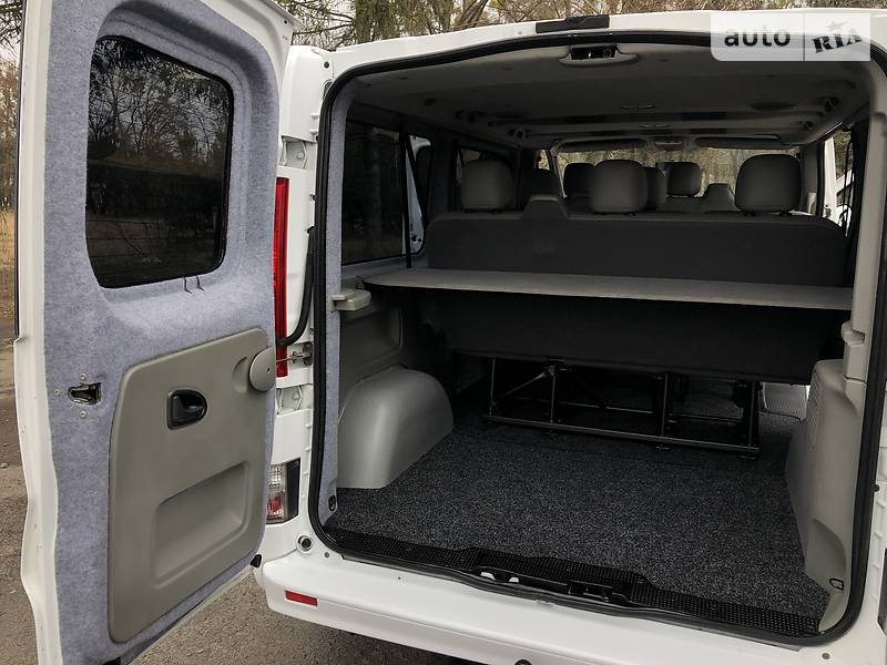 Мінівен Renault Trafic 2010 в Радивиліві