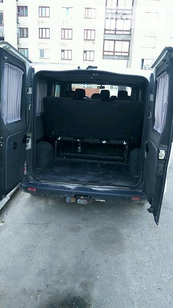 Вантажопасажирський фургон Renault Trafic 2005 в Хмельницькому