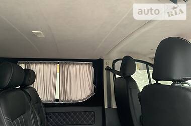 Мінівен Renault Trafic 2016 в 