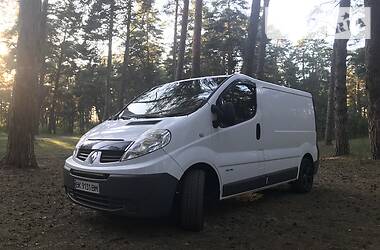 Грузопассажирский фургон Renault Trafic 2007 в Ровно