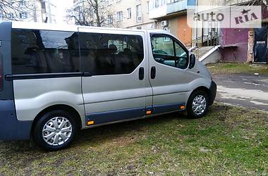 Минивэн Renault Trafic 2003 в 