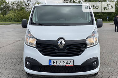 Вантажопасажирський фургон Renault Trafic 2014 в 