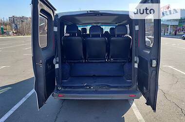 Минивэн Renault Trafic 2010 в 