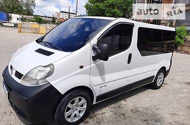 Грузопассажирский фургон Renault Trafic 2004 в Черновцах