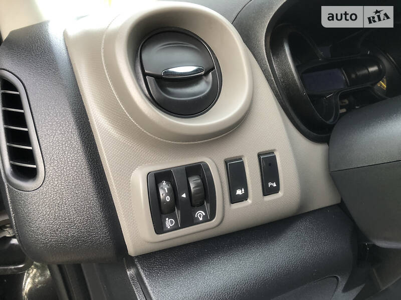 Мінівен Renault Trafic 2015 в Козятині фото 26 Мінівен Renault Trafic 2015 в Козятині