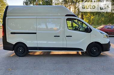 Грузопассажирский фургон Renault Trafic 2016 в Полтаве