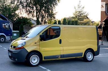 Вантажопасажирський фургон Renault Trafic 2003 в Тернополі