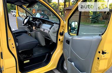 Грузопассажирский фургон Renault Trafic 2003 в Тернополе