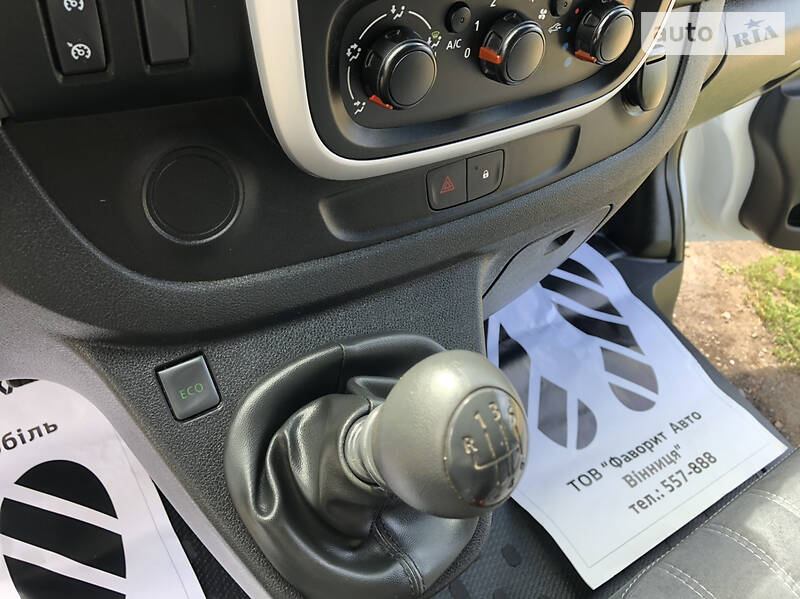 Мінівен Renault Trafic 2016 в Козятині