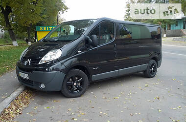 Грузопассажирский фургон Renault Trafic 2008 в Ватутино