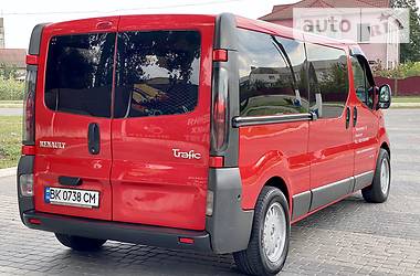 Мінівен Renault Trafic 2003 в Теофіполі