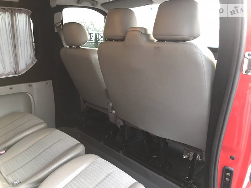 Вантажопасажирський фургон Renault Trafic 2007 в Чернівцях фото 40 Вантажопасажирський фургон Renault Trafic 2007 в Чернівцях