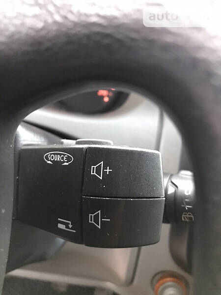 Вантажопасажирський фургон Renault Trafic 2007 в Чернівцях фото 49 Вантажопасажирський фургон Renault Trafic 2007 в Чернівцях