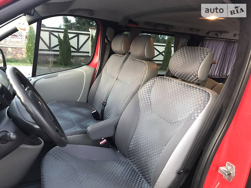 Вантажопасажирський фургон Renault Trafic 2007 в Чернівцях фото 51 Вантажопасажирський фургон Renault Trafic 2007 в Чернівцях