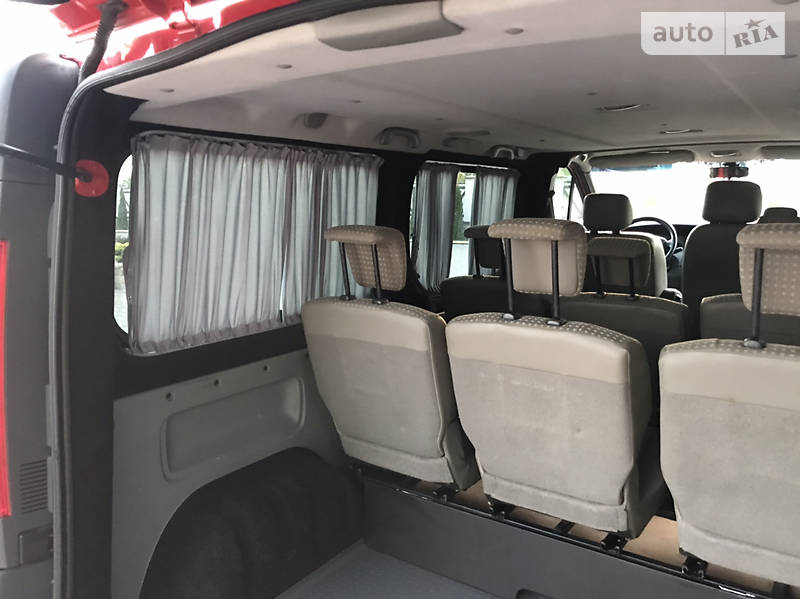 Вантажопасажирський фургон Renault Trafic 2007 в Чернівцях фото 37 Вантажопасажирський фургон Renault Trafic 2007 в Чернівцях