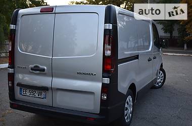 Грузопассажирский фургон Renault Trafic 2016 в Днепре