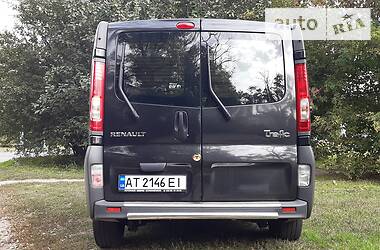 Грузопассажирский фургон Renault Trafic 2011 в Херсоне